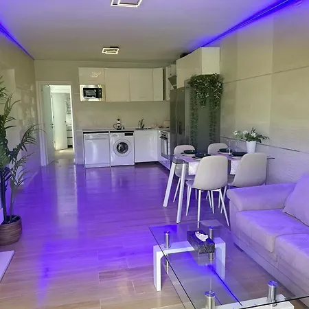 Blanca Villa *